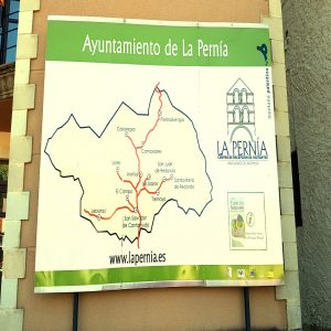 Centro de recepción de visitantes de La Pernía en San Salvador de Cantamuda 