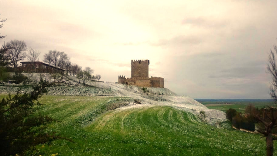 Visita el Castillo de Tiedra