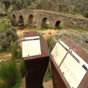 Vista del Puente Mocho en Ledesma