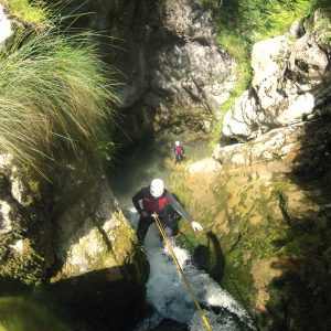 Barranquismo en el río Sembrado en Cantabria