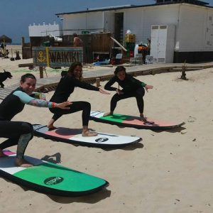 Alumnos en el curso privado de la Escuela Surfer Tarifa en Tarifa en Cádiz