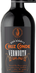 Botella de vermouth de la Bodega Cruz Conde en Montilla