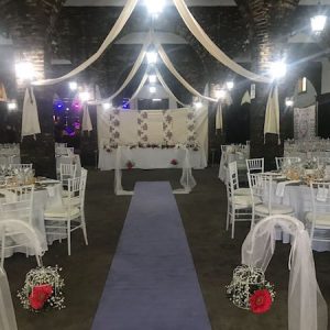Salón de Bodegas con Bodegas Cruz Conde en la localidad de Montilla