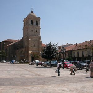 Colegiata de San Miguel en Aguilar de Campoo en la provincia de Palencia