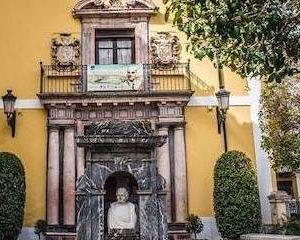 Entrada al museo Aguilar y Eslava en Cabra en la provincia de Córdoba