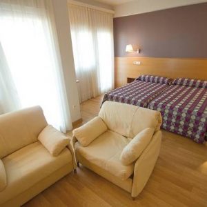 Habitación en el Hotel Santa María en Tudela en Navarra
