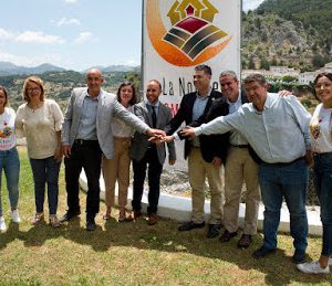 Autoridades en la Noche Romántica de Grazalema en la provincia de Cadiz