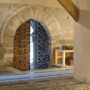 Entrada al museo de Tudela en Navarra