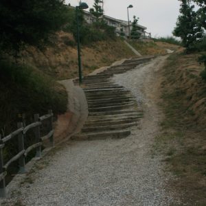 Subida a la senda paisajística El Monte en la Ribera en Suances en Cantabria