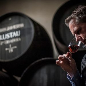 Cata de 9 vinos en bodegas Lustau en Jerez de la Frontera