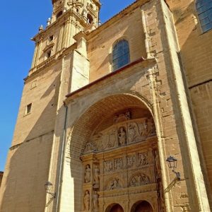 Fachada de la parroquia de Santo Tomás en Haro en la Rioja
