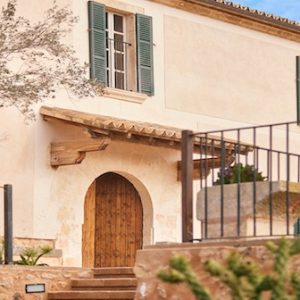 Agroturismo en Mallorca Fachada de un agroturismo de Zafiro H