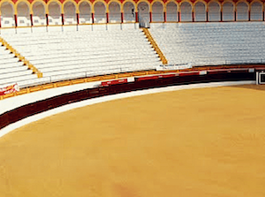 La feria del Toro en Olivenza Vista de la plaza de toros de Olivenza en la provincia de Badajoz