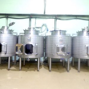 interior de bodegas Rubiejo