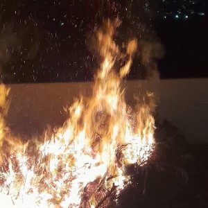 Hoguera en la Fiesta de la Candelaria en la provincia de Córdoba