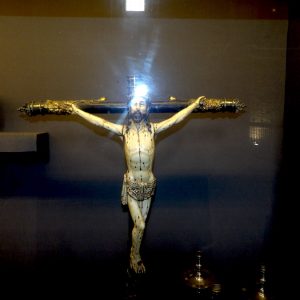 Cristo de marfil de la colección de arte Sacr