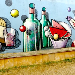 Pintura mural en Mucientes con pájaros