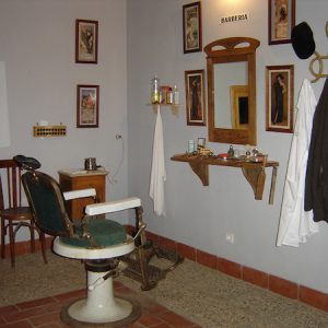 Vista de la barbería en la aldea de Posadilla en Fuente Obejuna