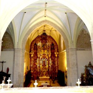Retablo de la iglesia en Mucientes