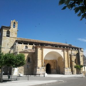 Visita las tres iglesias en Frómista
