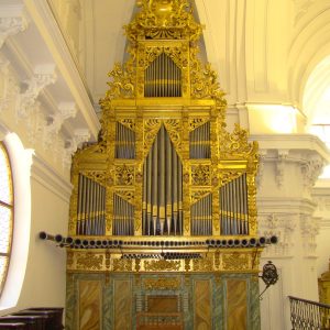 Iglesia de Nuestra Señora La  Virgen de la Asunción en Rueda