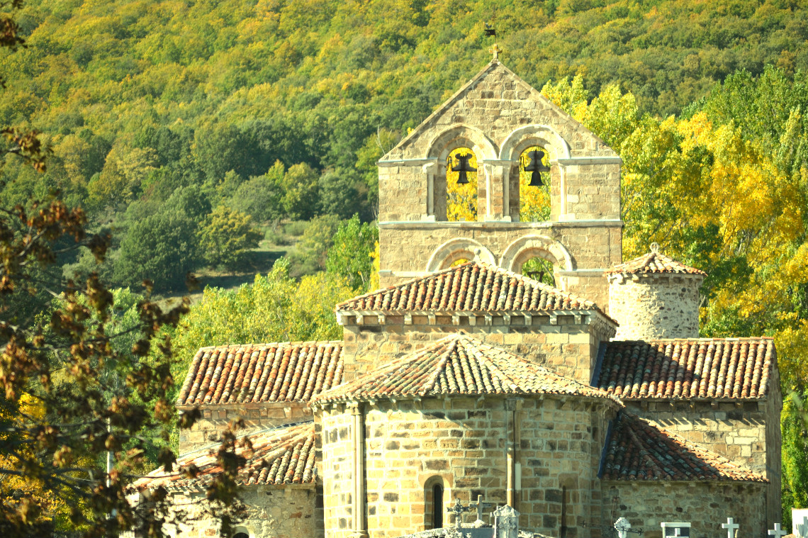 Iglesia de San Salvador de Cantamuda en La Pernía