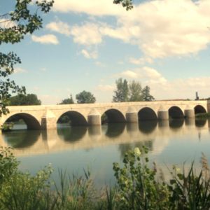 Puente de Torquemada de 25 ojos