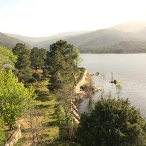 Alquiler de Isla Privada con Castillo en el Embalse de El Burguillo