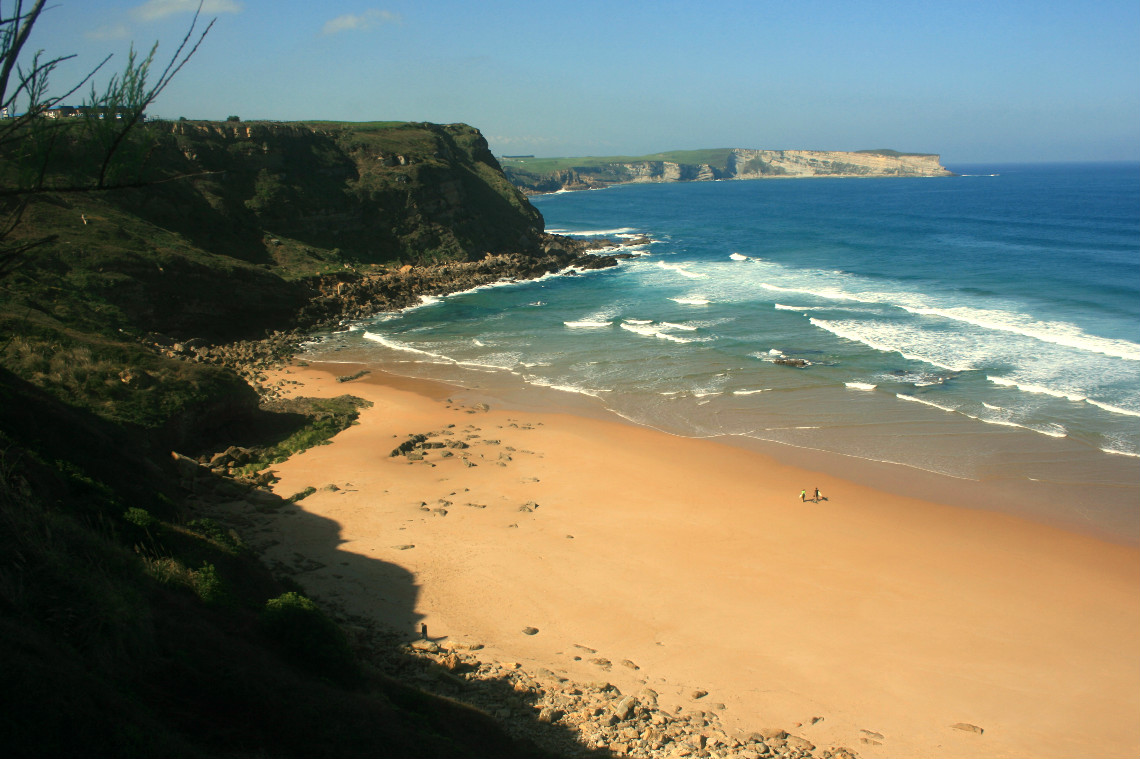 Playa de los Locos en Suances