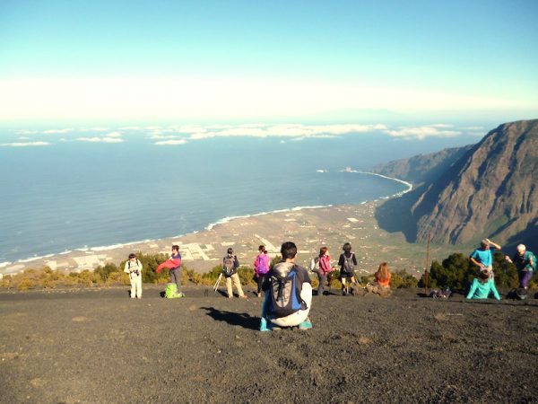 Ruta de Malpaso con Atlantidea en la Isla del Hierro en Canarias
