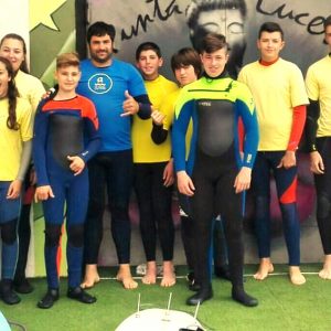 Curso de perfeccionamiento de surf en Zierbena