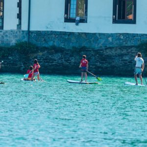Curso de paddle surf en Deba en Guipúzcoa