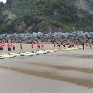 Clases de surf en Deba