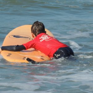 Surf para principiantes en Deba