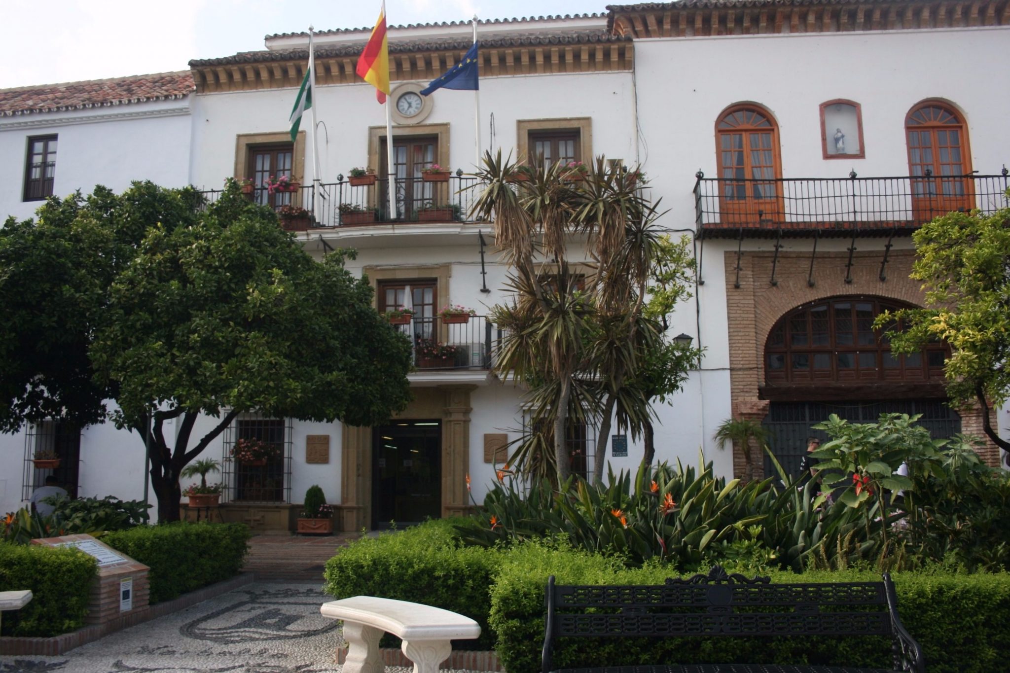 Fachada del Ayuntamiento de Marbella en el Casco Histórico