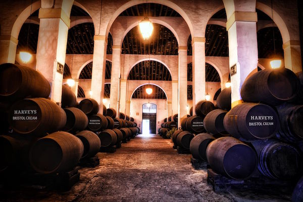 Botas centenarias en Bodegas Fundador en Jerez