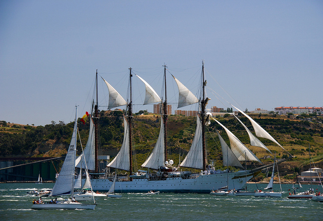 Barco Sebastian el Cano en los mares