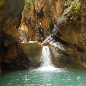 Barranquismo en la Garganta Verde en Cádiz