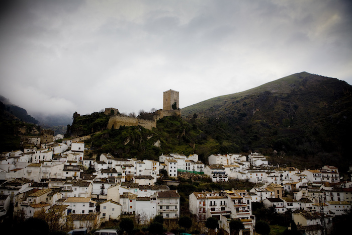 Vistas del Castillo de la Yedra desde Cazorla en la provincia de Jaen