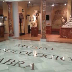 Museo Arqueológico Municipal en Cabra en la provincia de Córdoba
