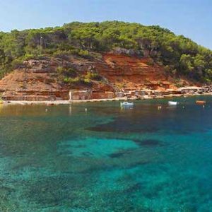 Cala Salada en Sant Antoni de Portmany en Ibiza