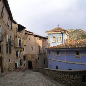Las calles en Albarracín en la provincia de Teruel