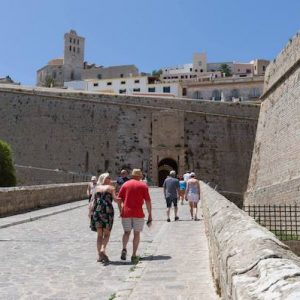 El recinto amurallado de Dalt Vila en Ibiza