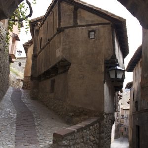 Las calles en Albarracín en la provincia de Teruel