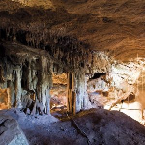 Monumento Natural Cuevas de Fuentes de León