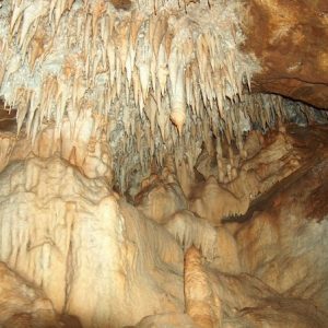 Monumento Natural Cuevas de Fuentes de León