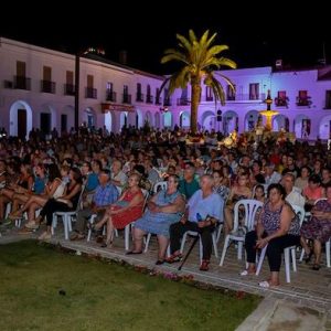 La plaza de España en Herrera del Duque
