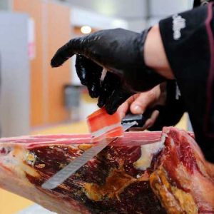 Salón del jamón ibérico en Jerez de los Caballeros
