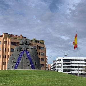 Escultura de la Menina en Alcobendas