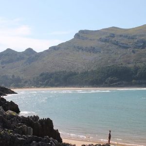 La playa de Arenillas en Islares